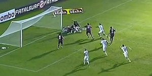 Απίθανη φάση: Δεν μπορούσαν να σκοράρουν με τίποτα [βίντεο]