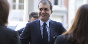 Σαφή προειδοποίηση προς την ΕΕ έστειλε ο Ομέρ Τσελίκ (Φωτογραφία: AP/ Virginia Mayo)