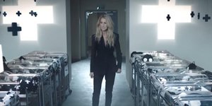 Η Σελίν Ντιόν