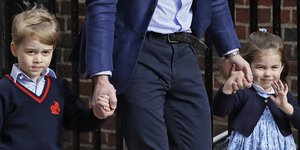 Ο πρίγκιπας Τζορτζ και η πριγκίπισσα Σάρλοτ /Φωτογραφία: AP