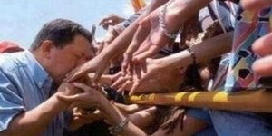 Η διαφορά των Σαμαρά-Βενιζέλου με τον Ούγκο Τσάβες [εικόνα] 