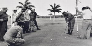 Σπάνιες φωτογραφίες με τον Τσε και τον Κάστρο σε στιγμές χαλάρωσης [εικόνες]