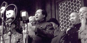 Οι Κινέζοι αποθεώνουν τον Μάο: Το 85% πιστεύει ότι «οι αρετές του είναι περισσότ