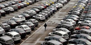 Λιγότεροι φόροι για τα ΙΧ το 2015 -Ποιες αλλαγές εξετάζει το ΥΠΟΙΚ
