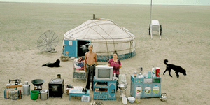 Ιδού πώς είναι να είσαι Κινέζος -Οικογένειες φωτογραφίζονται με τα ελάχιστα υπάρ