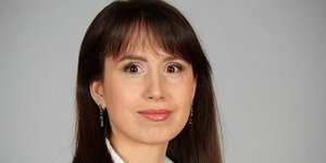 Η «Ζαν ντ' Αρκ» της πλατείας Ανεξαρτησίας: Η ακτιβίστρια δημοσιογράφος που ανέλα