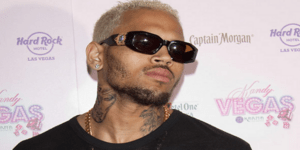 Μετά τη Ριάνα το χάος: Πορνοστάρ η νέα κοπέλα του Κρις Μπράουν [εικόνες]