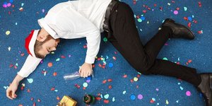 Χριστουγεννιάτικο hangover/ Φωτογραφία: Shutterstock