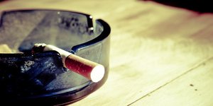 Οι καπνιστές πρέπει να το κόψουν τελείως