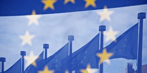 Φωτογραφία: Kατά της Ουγγαρίας η Κομισιόν για τον νόμο για τις ΜΚΟ/SOOC