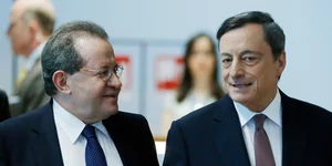 Ο αντιπρόεδρος της ΕΚΤ