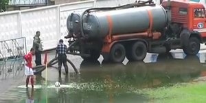 Εκτέλεσαν κόρνερ μέσα σε λίμνη [βίντεο]