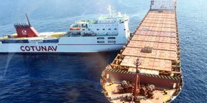 σύγκρουση πλοίων/Φωτογραφία: AP