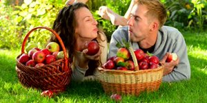 Η αγάπη αδυνατίζει: Οταν το ζευγάρι κάνει μαζί δίαιτα φεύγουν πιο εύκολα τα κιλά