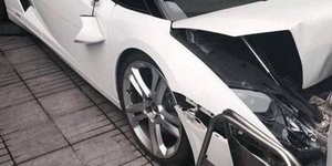 Παρκαδόρος πεντάστερου ξενοδοχείου στην Ινδία τράκαρε τη Λαμποργκίνι ενός πελάτη