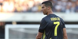 Ο Κριστιάνο Ρονάλντο με το «7» της Γιουβέντους