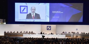 ΦΩΤΟΓΡΑΦΙΑ: AΠΕ/ EPA/ARNE DEDERT