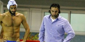 Ο Ελληνας που θα μάθει τις Αγγλίδες πόλο – Ο Κώστας Βαμβακάρης ανέλαβε την εθνικ