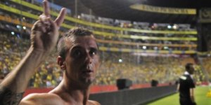 Πέτυχε το νικητήριο γκολ με εντυπωσιακό ανάποδο ψαλιδάκι [βίντεο]