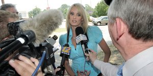 H Αμερικανίδα πορνοστάρ Στόρμι Ντάνιελς (Φωτογραφία: ΑΡ) 