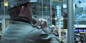 Το ξεχωριστό ξεπροβόδισμα της εθνικής Δανίας [βίντεο]