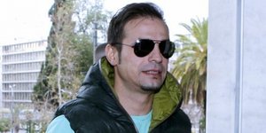 Νικολαΐδης σε Μαύρο: «Είμαι μαζί σου 100%»