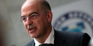 Δένδιας: Δεν θα απελαθούν οι μετανάστες από τη Μανωλάδα -Θα τους προστατεύσουμε