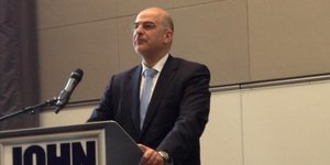 Κατηγορούν τον Δένδια για ομιλία στη Νέα Υόρκη