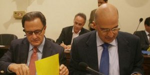 Τρέχει και δεν φτάνει η κυβέρνηση - Έπεσε στην παγίδα των ειδικών μισθολογίων