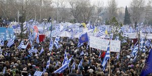 Από το συλλαλητήριο για το Σκοπιανό στη Θεσσαλονίκη τον περασμένο χειμώνα-Φωτογραφία: Intimenews/ Δημήτρης Τοτσίδης