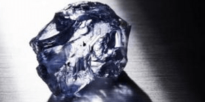 Σπάνιο μπλε διαμάντι βρέθηκε σε ορυχείο της Νότιας Αφρικής [εικόνες]