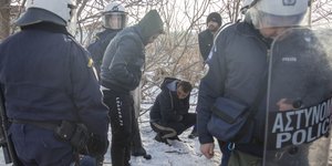 διαμαρτυρία προσφύγων στα Διαβατά/Φωτογραφία: Eurokinissi