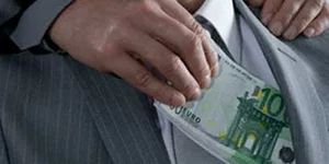 Σαρώνει η διαφθορά στην Ελλαδα-Περισσότερα κρούσματα την τελευταία 3ετία
