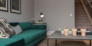 Ένα design σαλόνι/ Φωτογραφία: Unsplash/Jose Soriano