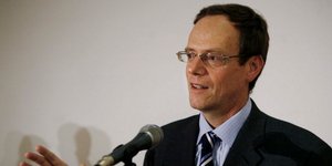 Κορυφαίος διπλωμάτης σε θέματα Τύπου ο Ελληνας Σπύρος Διαμαντής