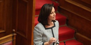 Άννα Διαμαντοπούλου