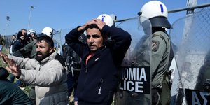 Ενταση επικρατεί στο κέντρο φιλοξενίας προσφύγων