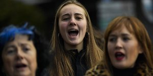 «Ολοι γεννιούνται ελεύθεροι και ίσοι» φωτογραφία: apimages