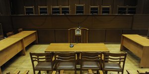 Οι συνταξιούχοι δικαστικοί ζητούν συνάντηση με τον Προκόπη Παυλόπουλο και τον Αλέξη Τσίπρα / EUROKINISSI: ΤΑΤΙΑΝΑ ΜΠΟΛΑΡΗ