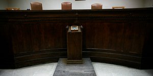 Μετά το 2020 θα εκδικαστούν οι υποθέσεις για τα υπερχρεωμένα νοικοκυριά