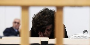 Προστατευόμενος μάρτυρας στη δίκη της Χ.Α. -Φωτογραφία αρχείου: EUROKINISSI / Τατιάνα Μπόλαρη