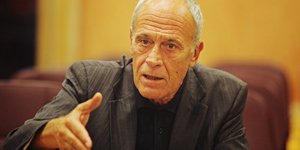 Δημαράς για Κουράκο: Δεν τιμά κανέναν να μετατρέπει το κόμμα σε δημόσιο κουτσομπ