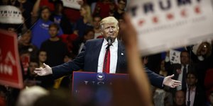 Φωτογραφία: AP Photo/Evan Vucci