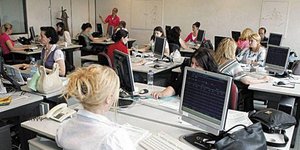 Ξεκίνησε η υπογραφή των πρώτων ατομικών συμβολαίων στο Δημόσιο