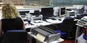 Εγιναν 14.661 αιτήσεις για 149 θέσεις μόνιμου προσωπικού στο υπουργείο Οικονομικ