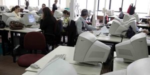 Ερχεται αναδρομικό «τσεκούρι» για 50.000 υπαλλήλους