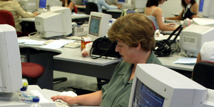 ΔΕΚΟ και δημόσιοι Οργανισμοί «ξέχασαν» να κόψουν τους μισθούς