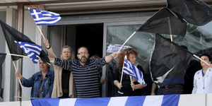 Ξεσπά άγριος πόλεμος κυβέρνησης - δημοσίων υπαλλήλων για τη διαθεσιμότητα