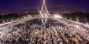 Δείπνο στα λευκά: Το ραντεβού που δίνουν χιλιάδες άγνωστοι