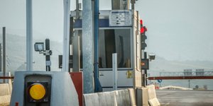 Σταθμός διοδίων-Φωτογραφία: Eurokinissi/Θανάσης Καλλιάρας